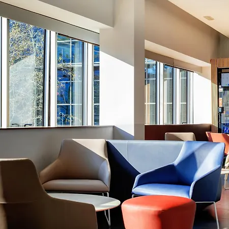 Hotel Express 22@ By Ihg 3*