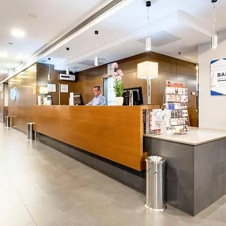 Express 22@ By Ihg
