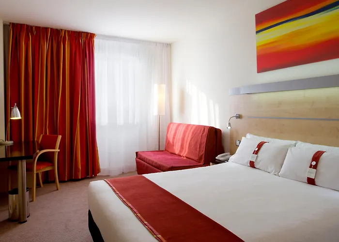 Express 22@ By Ihg Hotel 3*
