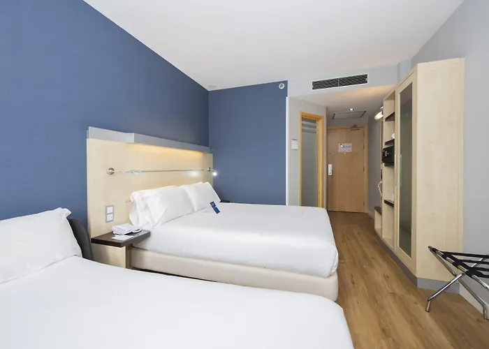 Express 22@ By Ihg 3*