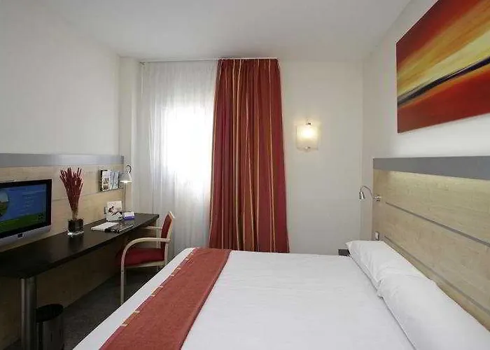 Express 22@ By Ihg Hotel 3*