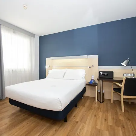 Express 22@ By Ihg 3* Барселона