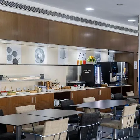 Express 22@ By Ihg 3* Барселона